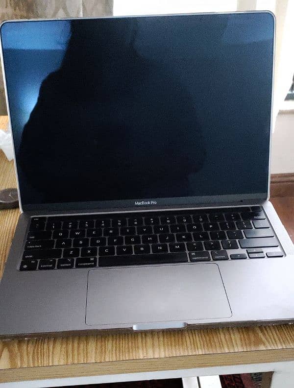 Macbook Pro M2 2022, 13 inches 3