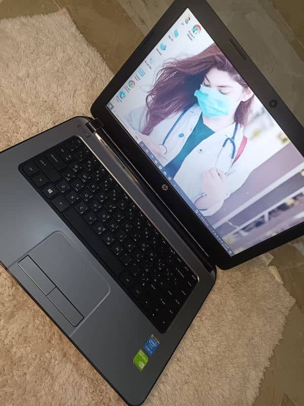 Hp laptop i5 new condition 1