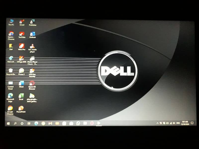 dell leptop core i5 5th generation urgent sale 4