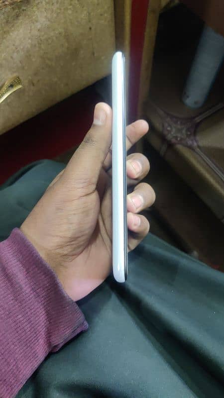 tecno spark 6go 2