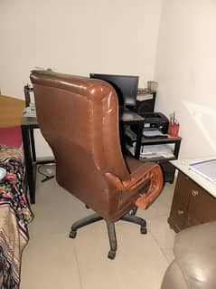 Executive Revolving Office Chair