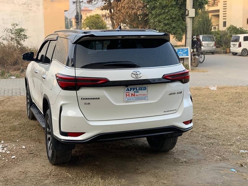 Toyota Fortuner Legender 2023 3