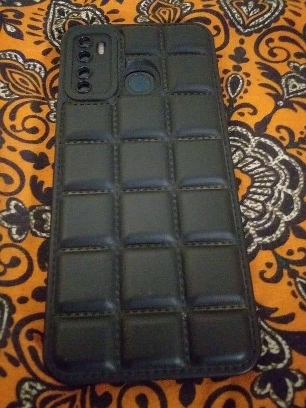 I'm selling my tecno spark 5 pro 4 64 4