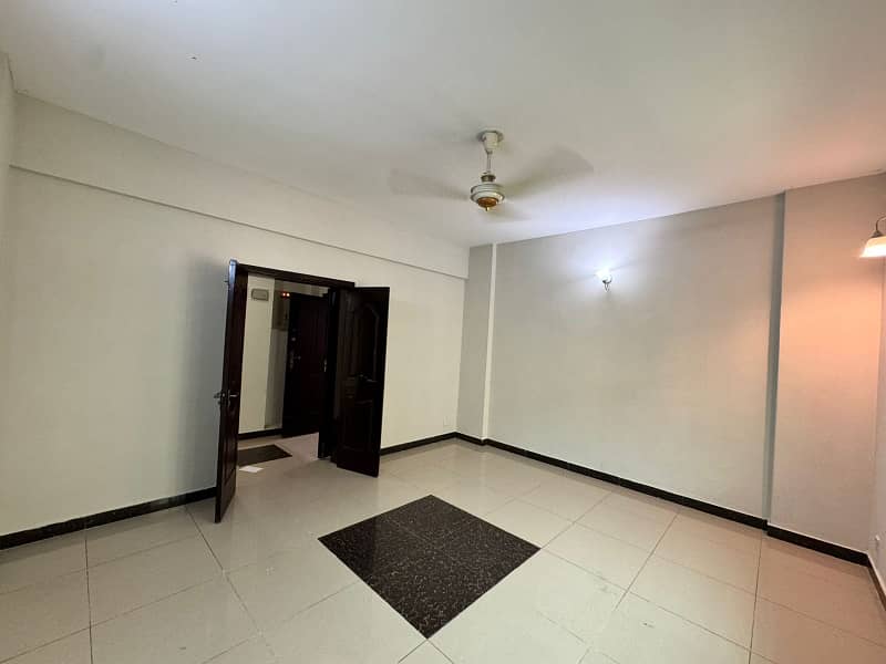 10 Marla Flat Is Available For Sale In Askari 11 At Super Hot Location With Gas 21