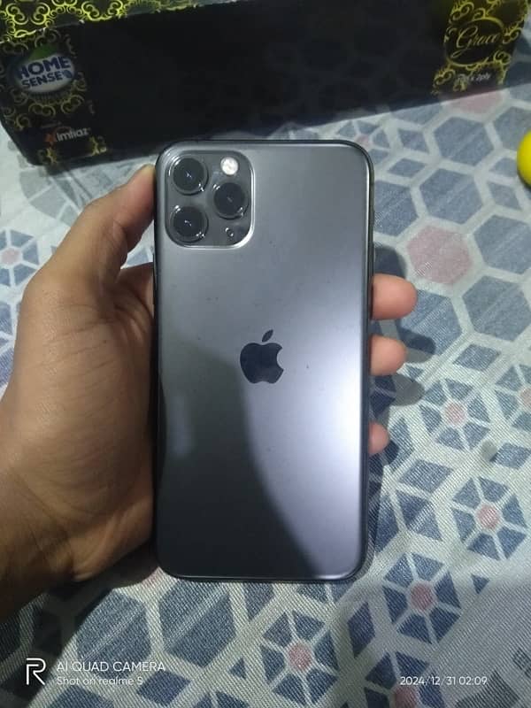 I phone 11 pro 256 Non pta Factory unlock 5