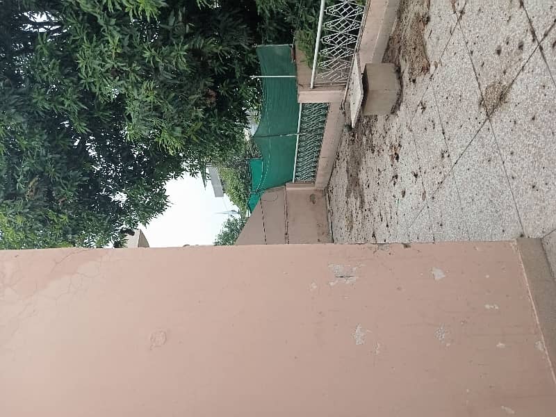 HOUSE FOR SALE IN ALLAMA IQBAL TOWN LAHORE RAVI BLOCK 23