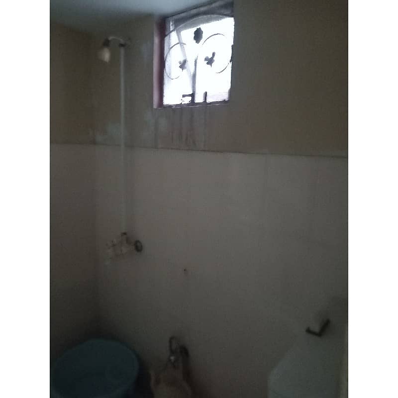 4 MARLA HOUSE FOR SALE NEAR YATEEM KHANA MULTAN ROAD 6