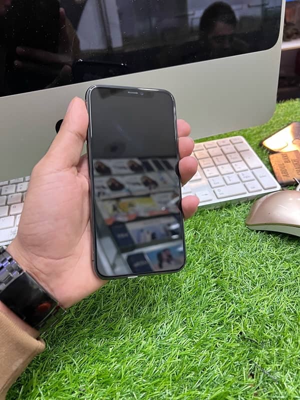 Iphone 11 Pro ( Pta Approved ) 8