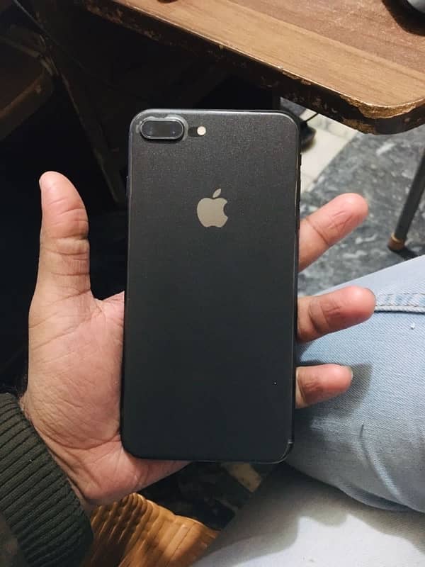 iphone 8plus  64 gb 0