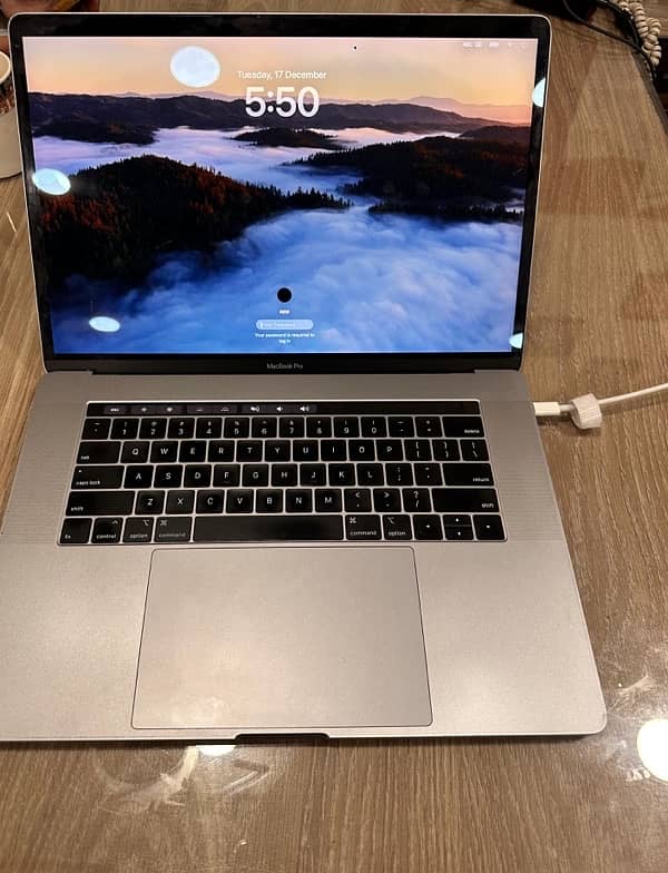 macbook pro 2018 10/9.5 i7 16/512gb best battery time 3