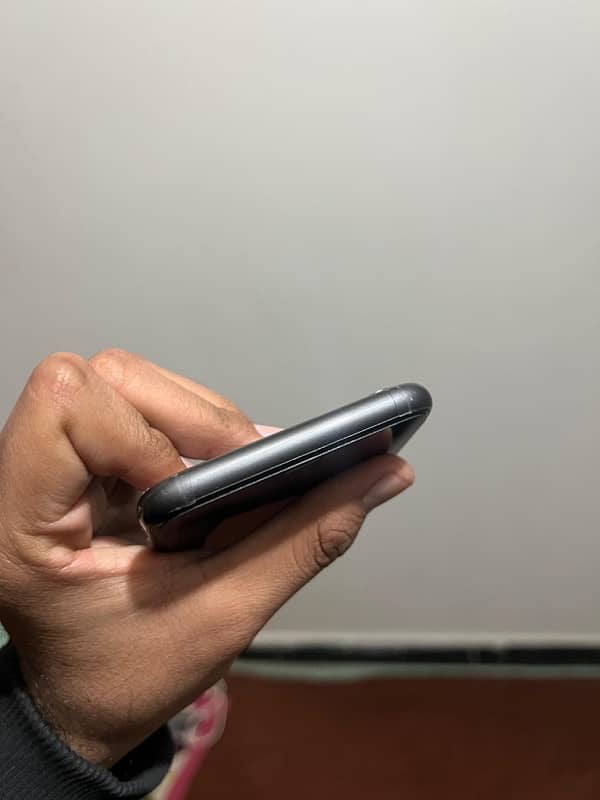 iphone 11 64 gb jv non pta just box open 1 year bad khola hey 1