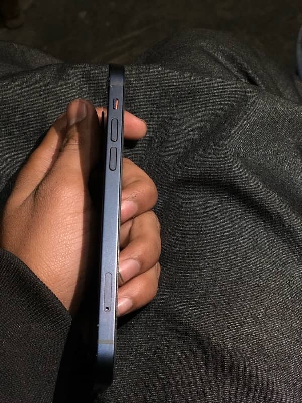 iphone 12 non pta all okaay urgent sale 3