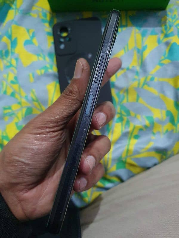 Infinix Note 11 6-128 100% clean display for sale 4