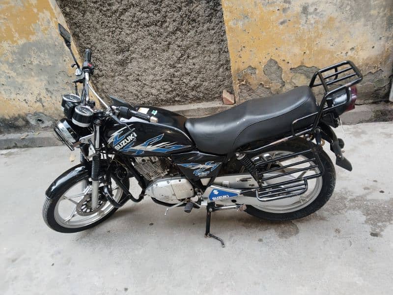 Suzuki Gs150 SE 2019 3