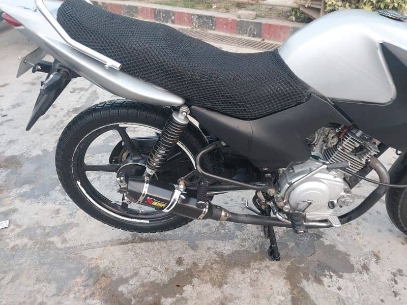 Ybr 125 2016 1