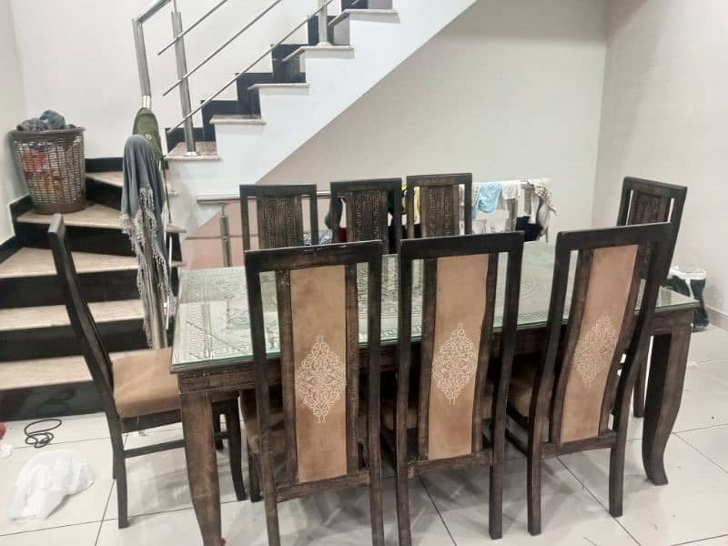 Dining table with 8 chairs 0