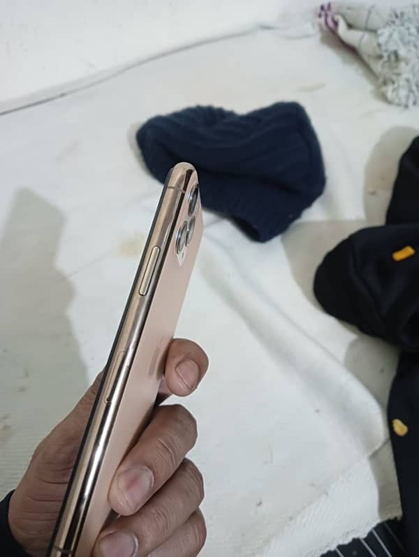 iphone 11pro 256  pta provd 2sim 9