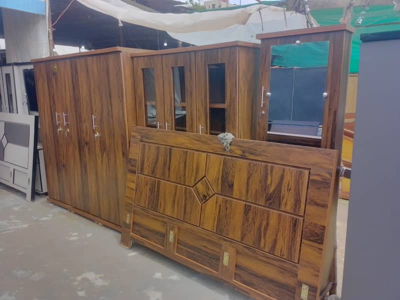 Complete Bedroom set 4 pec only price 60,000 Thousand 1