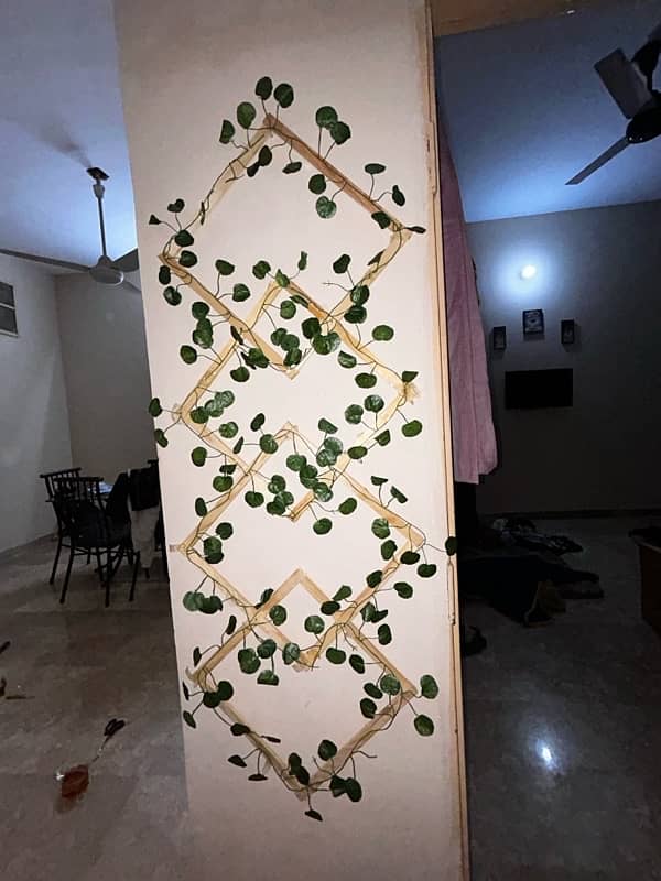 wooden Wall hanging with Leafs 1