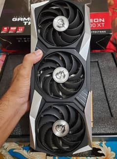 AMD RADEN RX 6800 XT