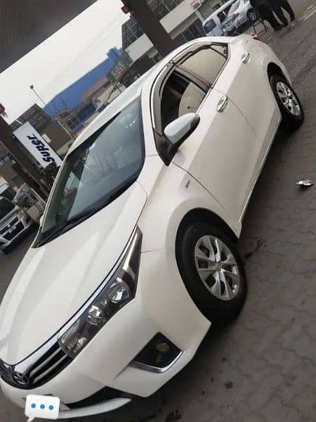 Toyota Corolla XLI 2015 totally genuine like a new car 3