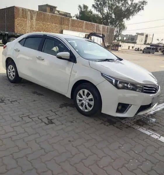 Toyota Corolla XLI 2015 totally genuine like a new car 5