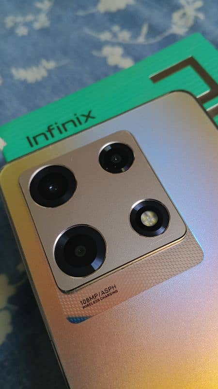 infinix note 30 pro 8+8/256 gb gold 7