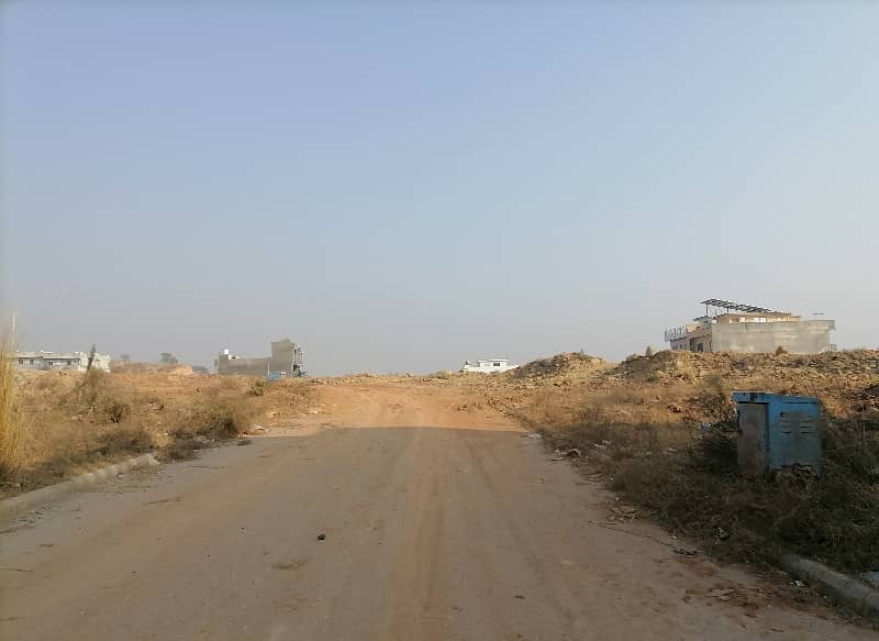 A Residential Plot Of 5 Marla In Rs. 6500000 6