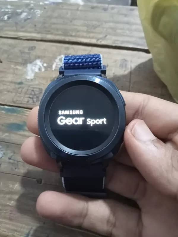 Samsung Galaxy Gear Sport 1