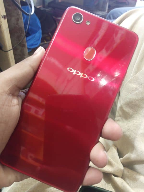 Oppo f 7 4GB 64 gb 0