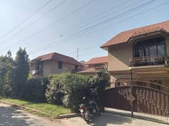 CANTT 3 KANAL COMMERCIAL USE HOUSE FOR RENT GULBERG GARDEN TOWN MOLDEL TOWN SHADMAN LAHORE