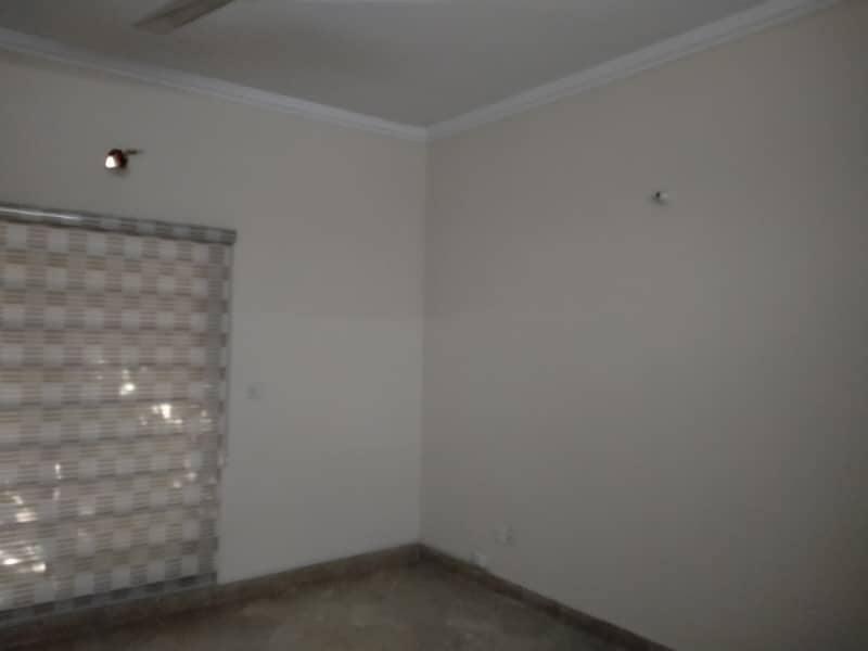 CANTT,1 KANAL COMMERCIAL USE HOUSE FOR RENT GULBERG GARDEN TOWN MOLDEL TOWN SHADMAN LAHORE 18