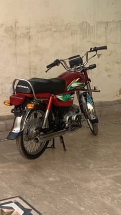 2022 model cd70 in new condition number lga hwa ha