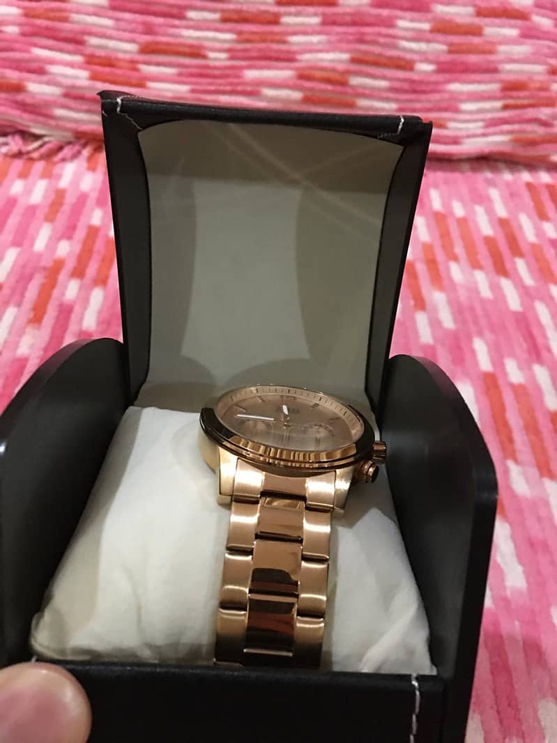 GUESS WATCH  ( IMPORTED VERSION ) 4