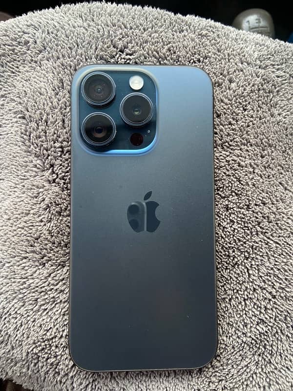 iPhone 15 pro 512 gb non pta 4