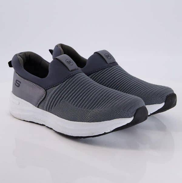 imported Sneakers for men free home delivery 0