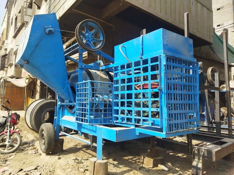 Concrete Mixer, Cement Mixing Machine, Construction Lift Machine, etc 3