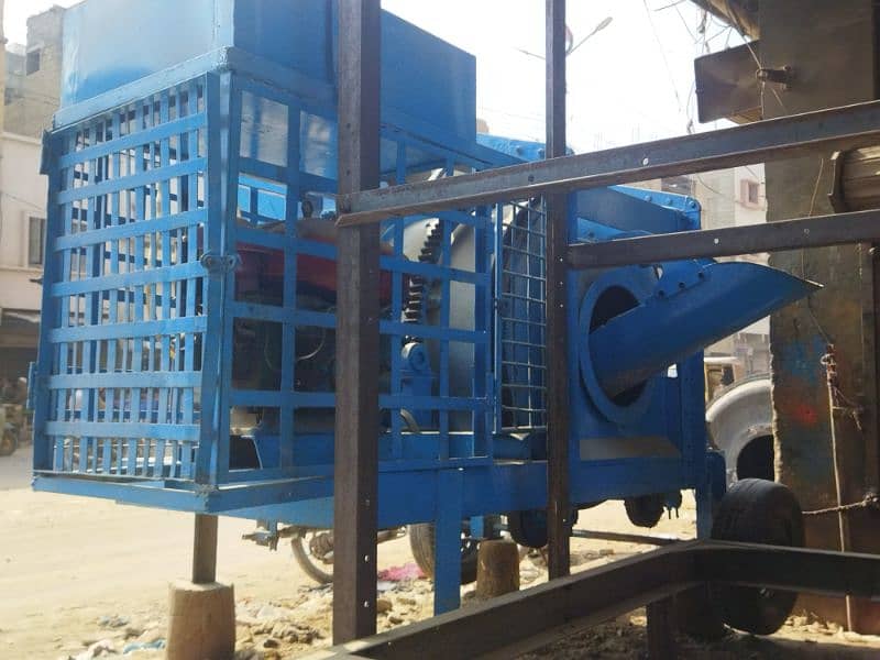 Concrete Mixer, Cement Mixing Machine, Construction Lift Machine, etc 5