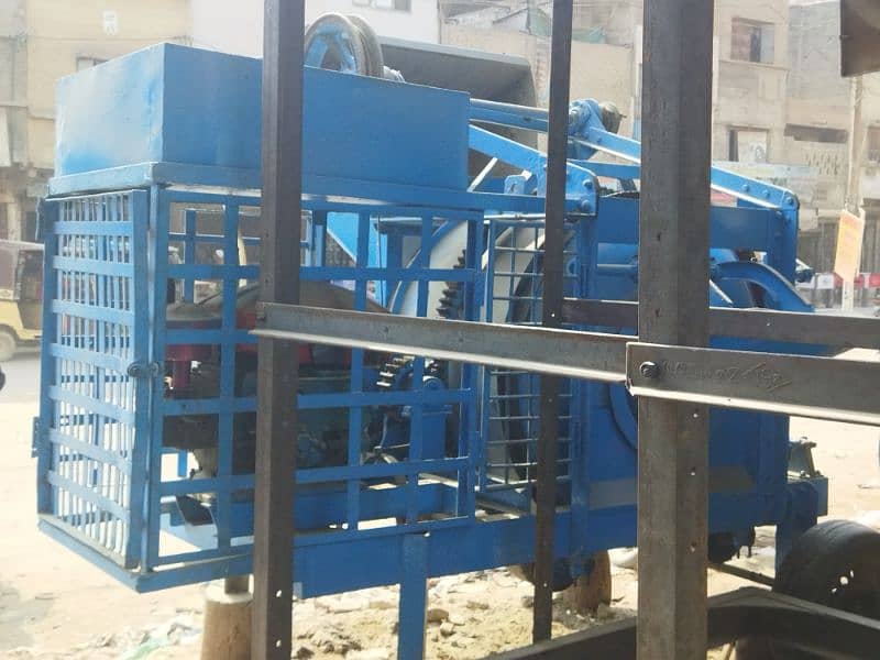 Concrete Mixer, Cement Mixing Machine, Construction Lift Machine, etc 8