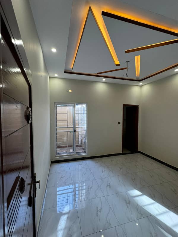 5 MARLA BRAND NEW SPANISH HOUSE FOR SALE IN EDEN BOULEVARD 12