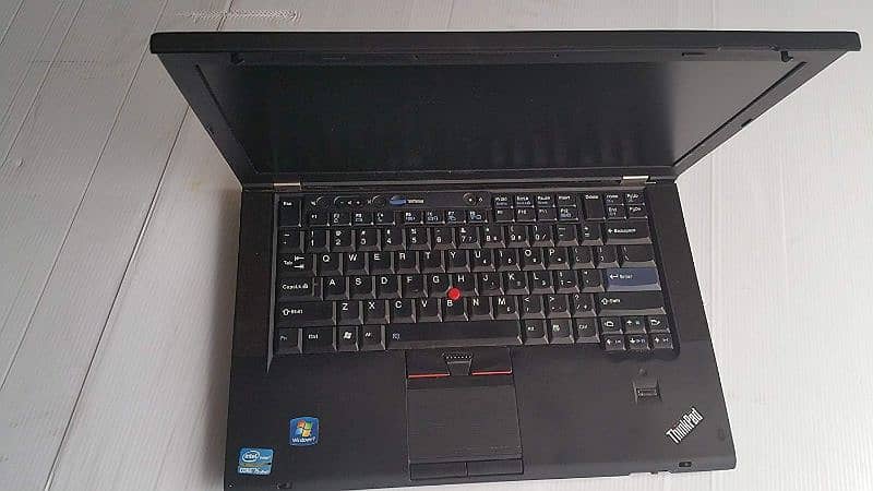 Neat & Clean Thinkpad 420s 0