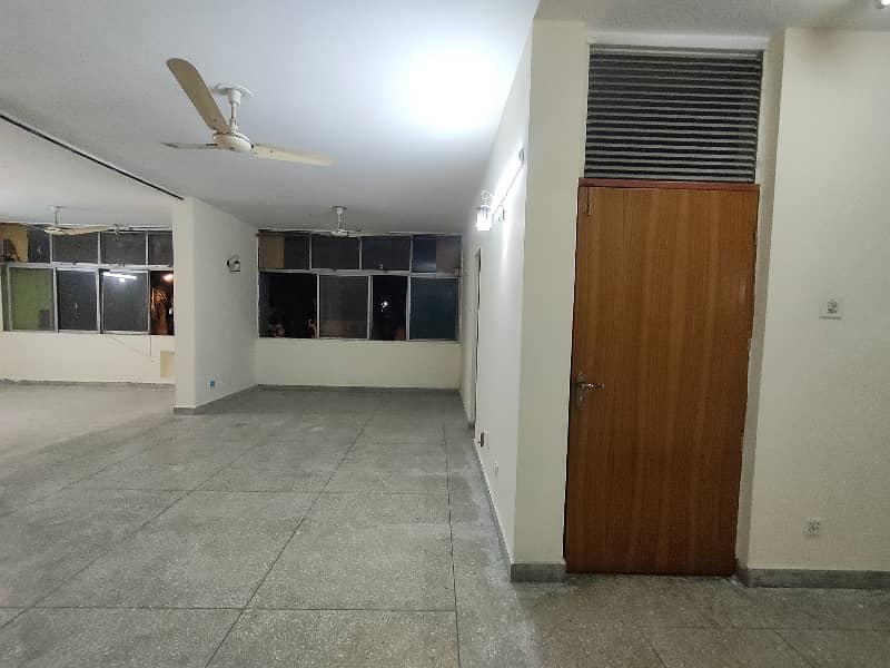 10 Marla 03 Bed 1st Floor Flat Available For Rent In Askari 1 Lahore Cantt 7