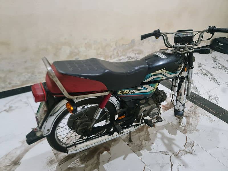 honda cd70 good condition (read add first than contact) 0