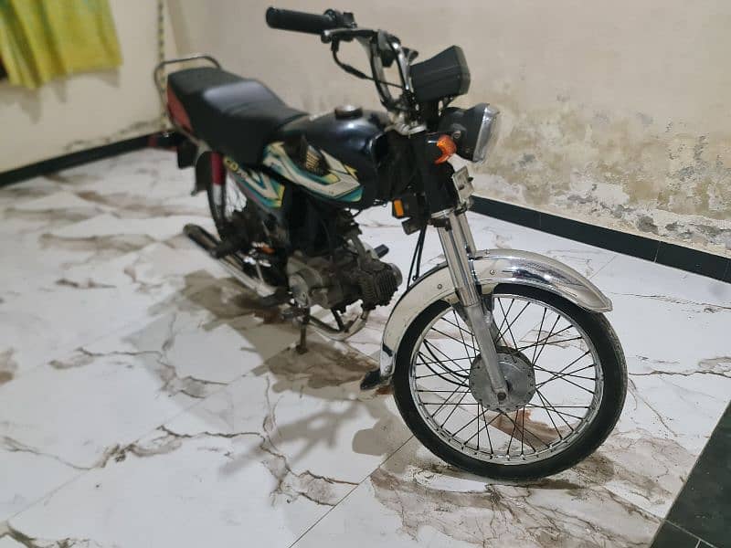 honda cd70 good condition (read add first than contact) 1