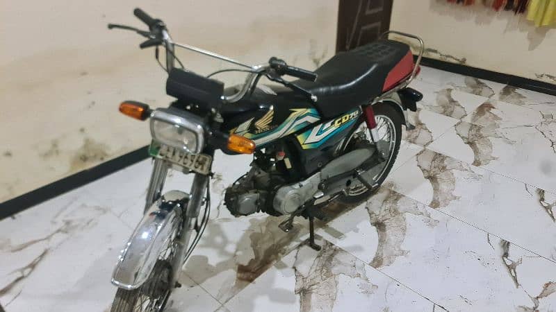 honda cd70 good condition (read add first than contact) 2