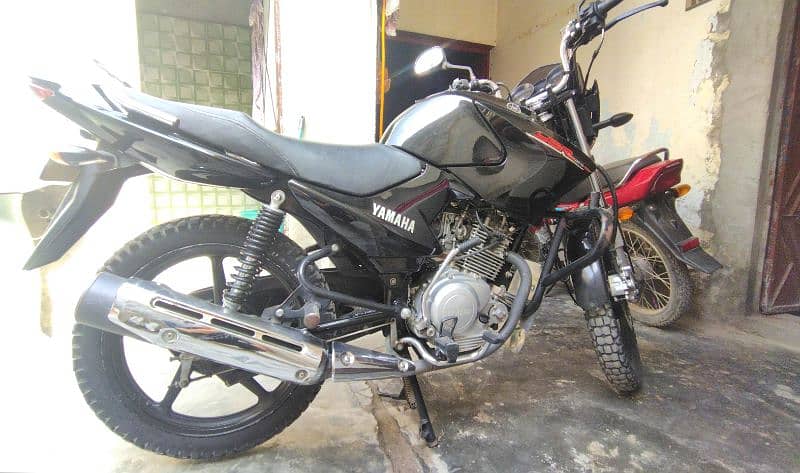 Yamaha YBR 125 Support 3