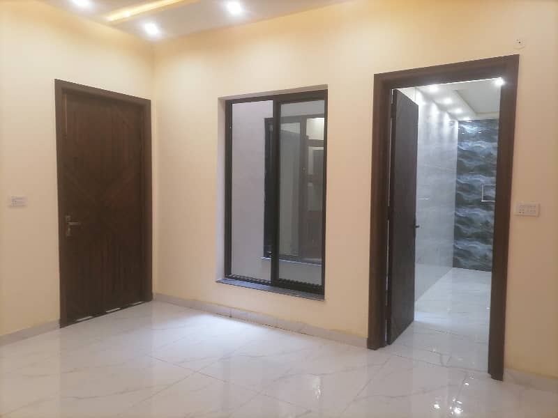 Ideally Located House Of 5 Marla Is Available For Sale In Eden Garden Executive Block 13