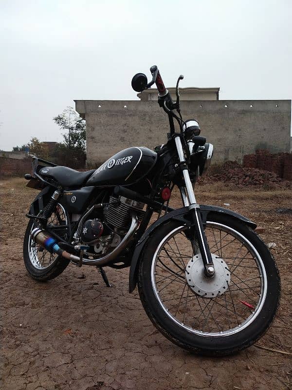 Suzuki 150 bike urgent sale 1