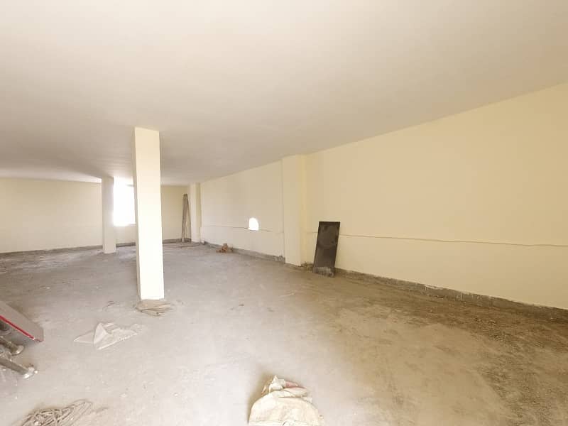 To sale You Can Find Spacious Building In Commercial Market 26