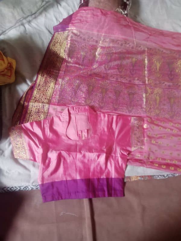 saree and maxi 11